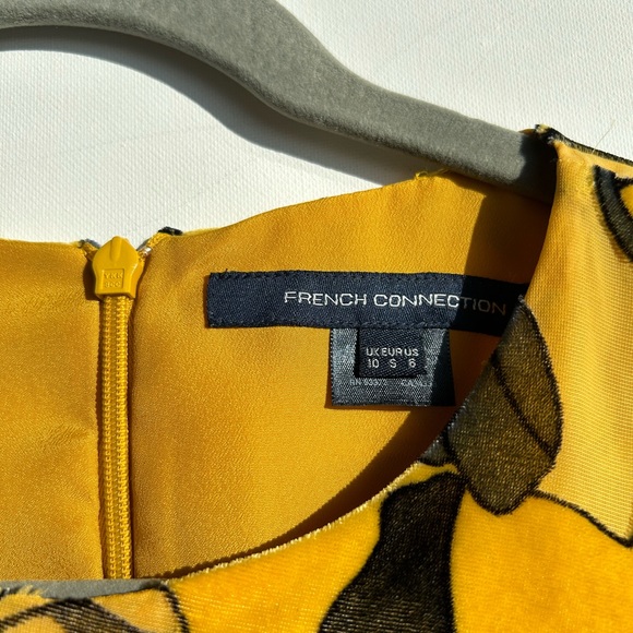French Connection, velvet dress, size 6 - Picture 8 of 8